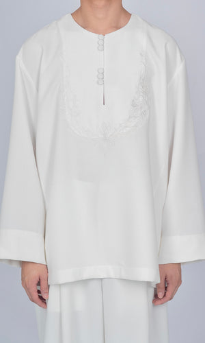 FAJAR HAYAT